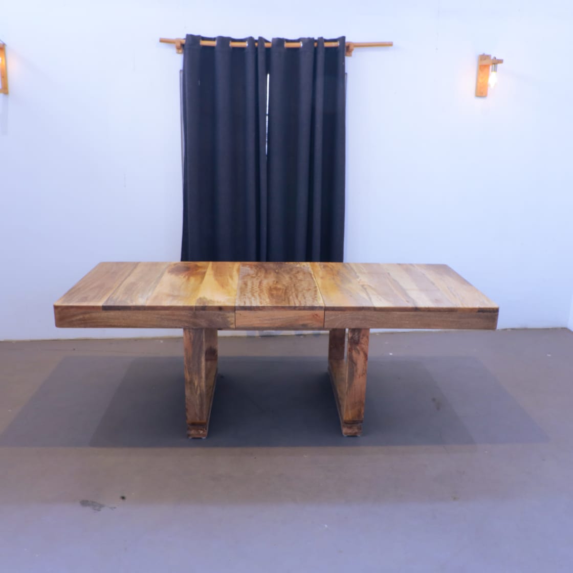 Sikha Expandable Dining Table
